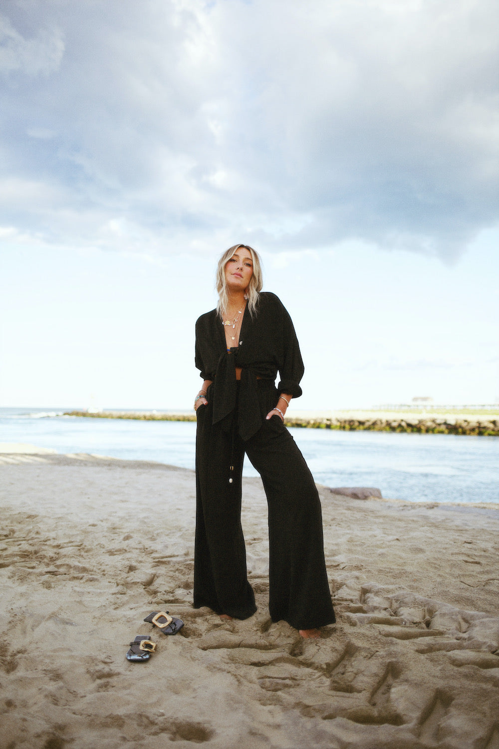 Essential Wide Leg Pant - Black