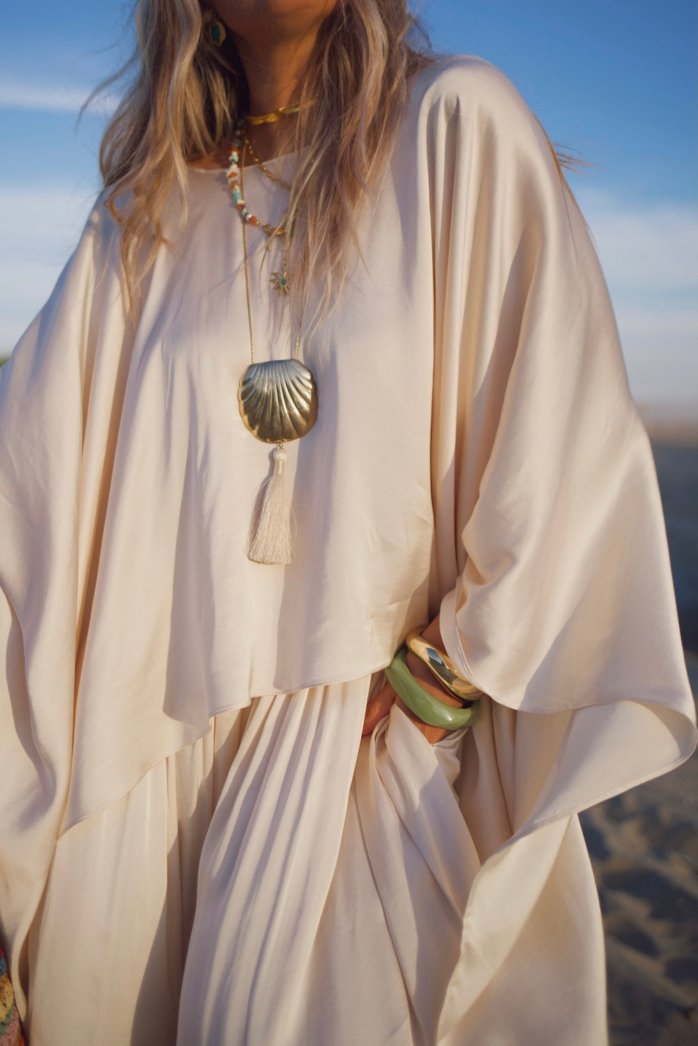 Zoey Cape Top - Vanilla