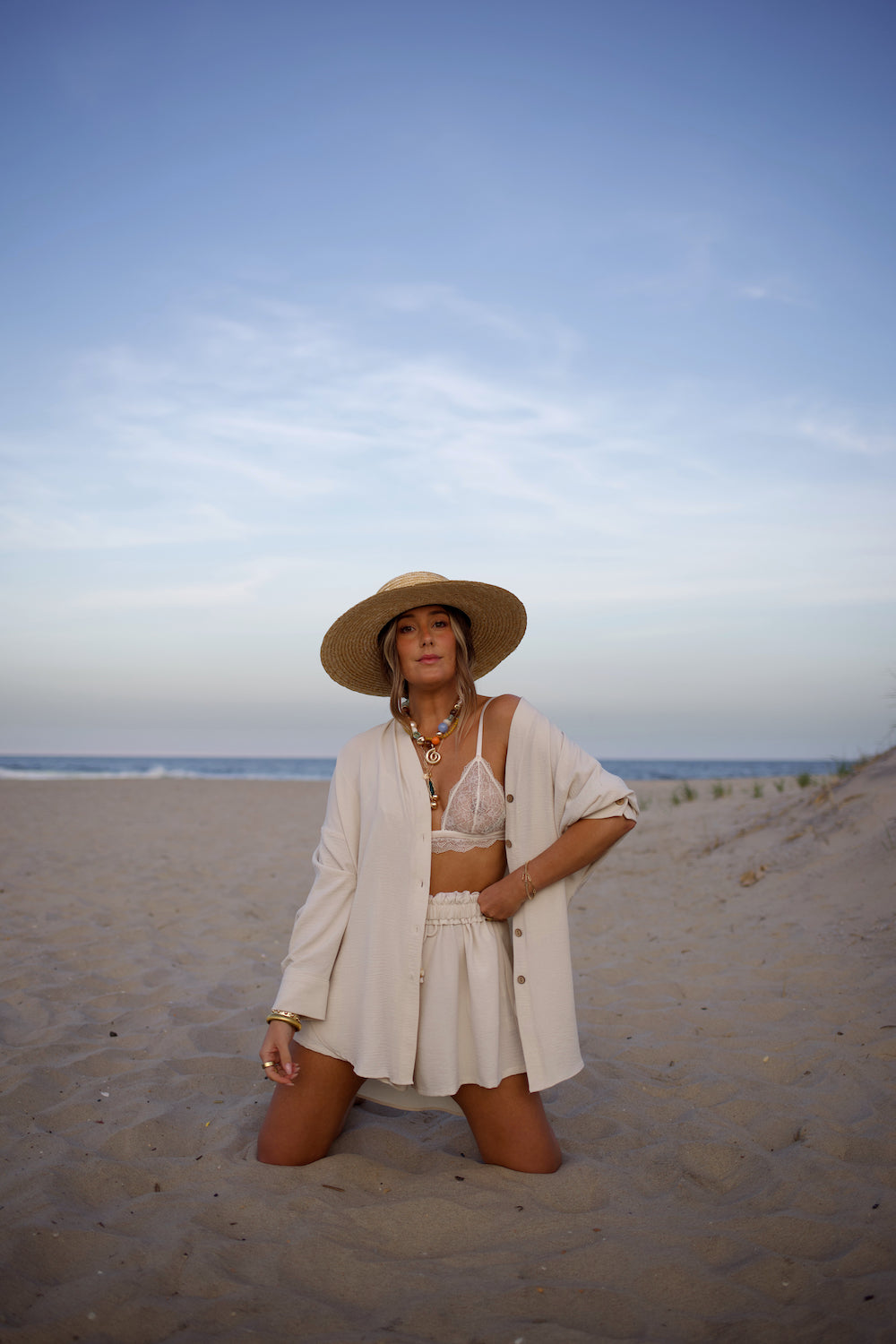 Essential Short - Sand