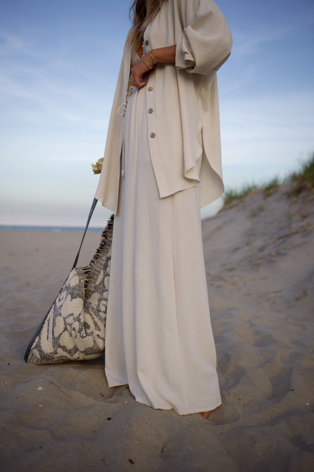 Essential Button Down - Sand