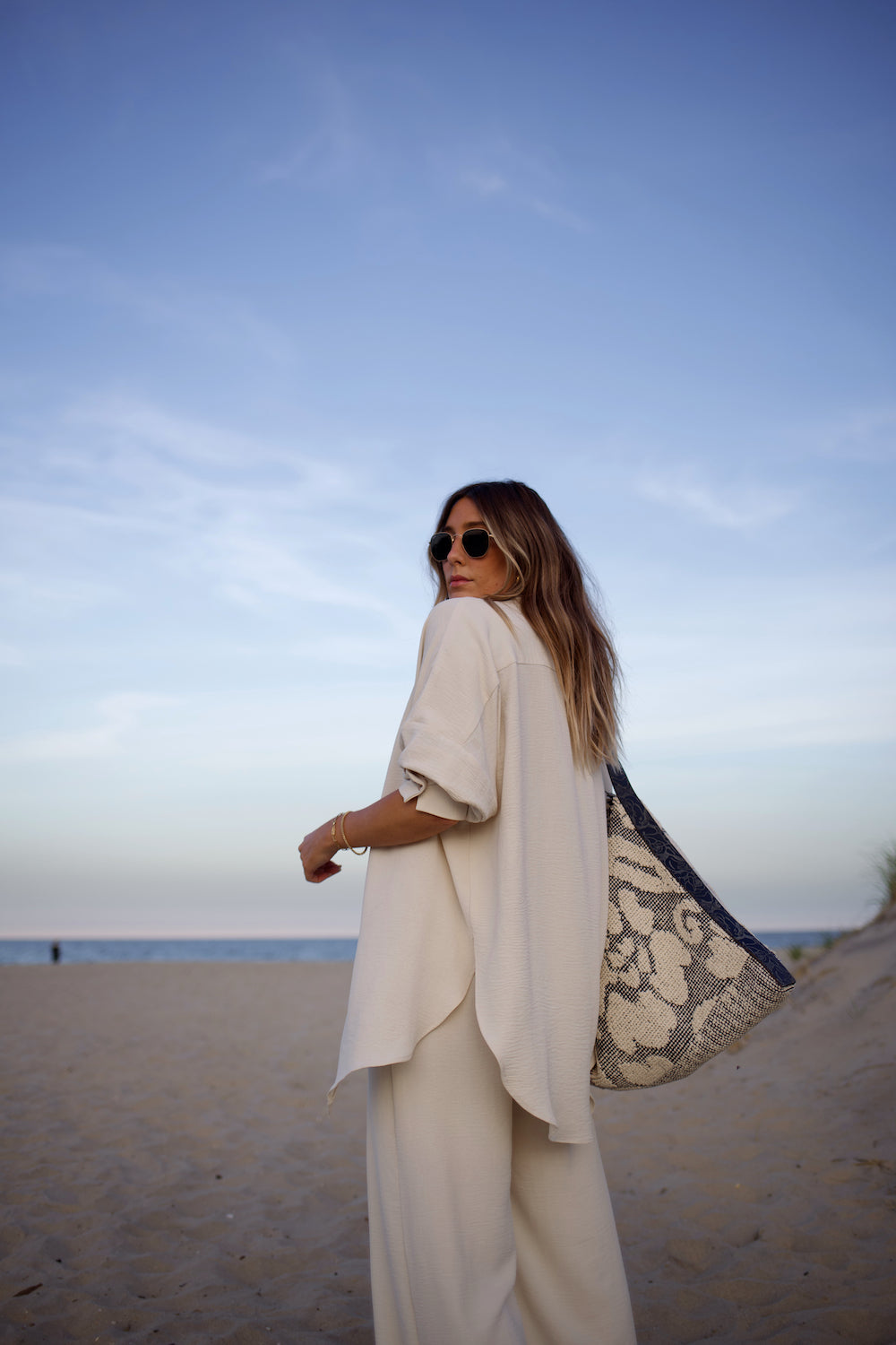 Essential Button Down - Sand