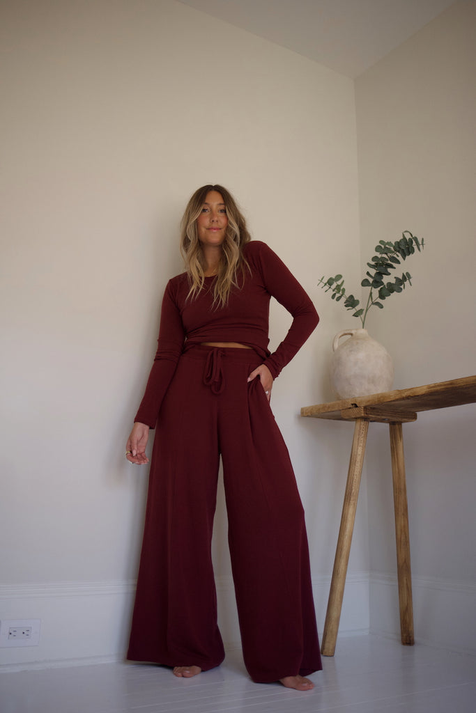 Sweater Essential Pant - Burgundy