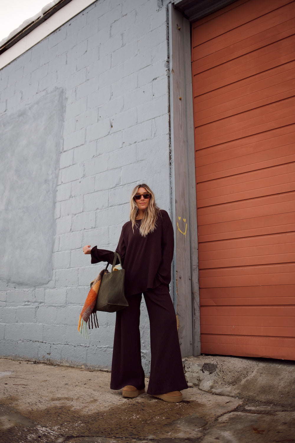 Ribbed Sweater Bell Sleeve Top - Chocolate