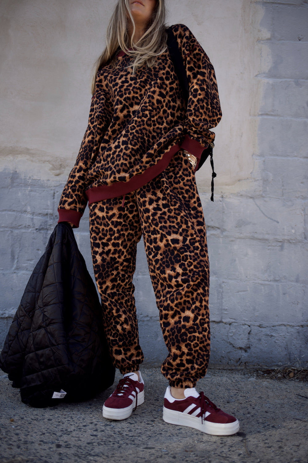 Slightly Oversized Classic Sweatpant - Leopard
